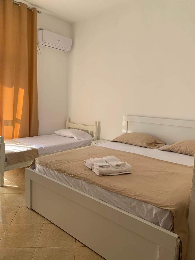 Elio'S Room Durrës Exterior foto