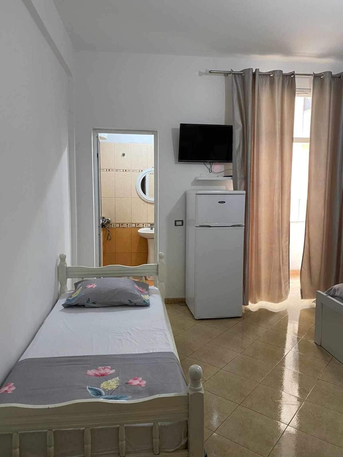 Elio'S Room Durrës Exterior foto