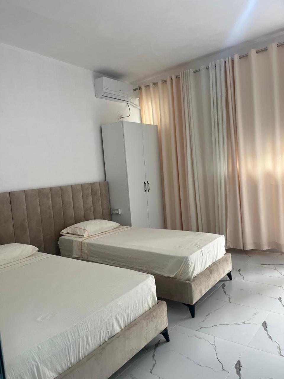 Elio'S Room Durrës Exterior foto